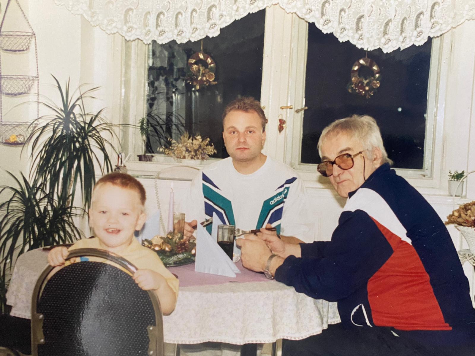 Antonín Fantiš s dědečkem a tátou, rodinný archiv