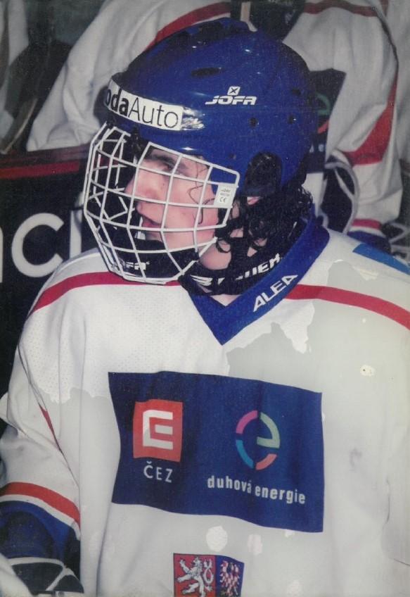 Roman Staša na archivní hokejové fotografii.